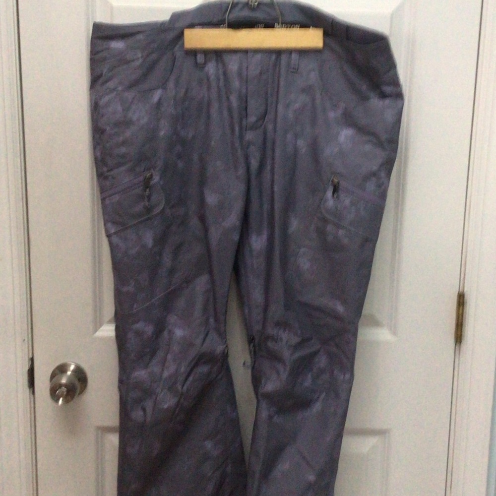 Burton Women's Gray & Lavender Boot Cut Snowboard and Ski Pants